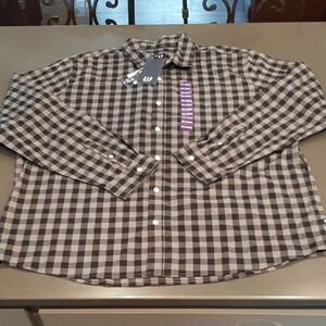 GAP Black and White Casual Button Down Shirt for Everyday Wear